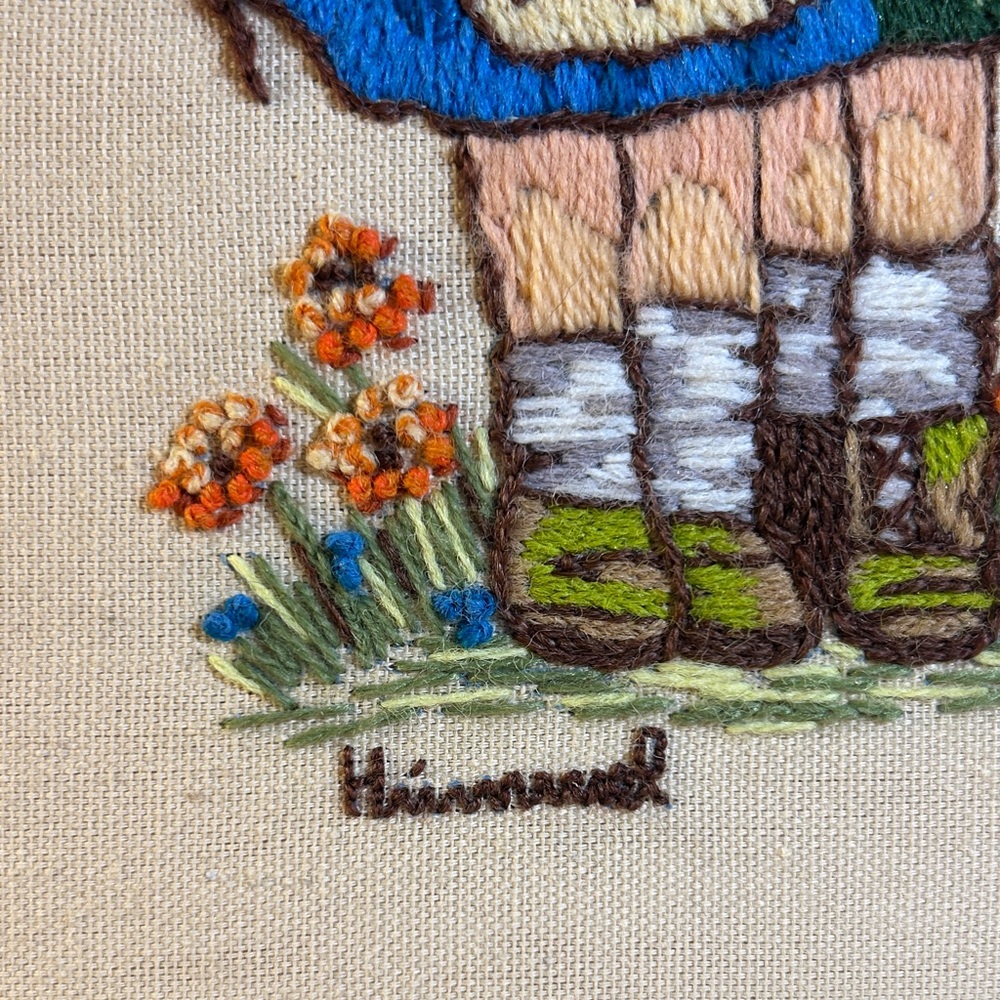 Hummel Embroidered Art with Children and Umbrella - Picture 3 of 3
